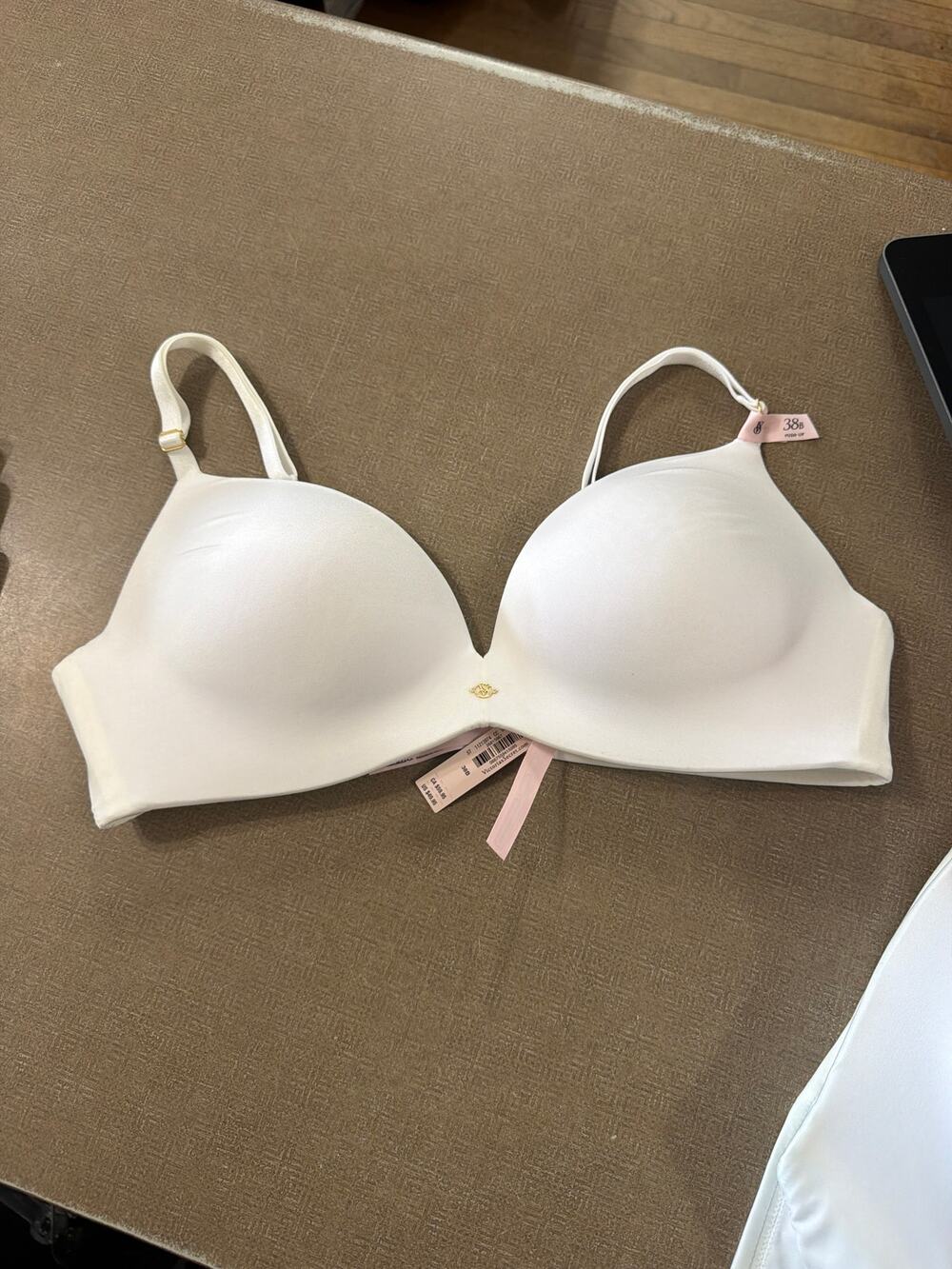 Victoria's Secret So Obsessed by Victoria's Secret Padded no wire 38B NWT